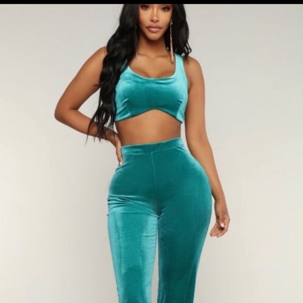 Two piece set